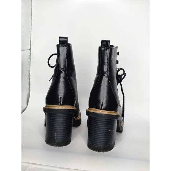 A New Day Women's Black Heeled Boots Size 8 with Beige Trim - Picture 5 of 8